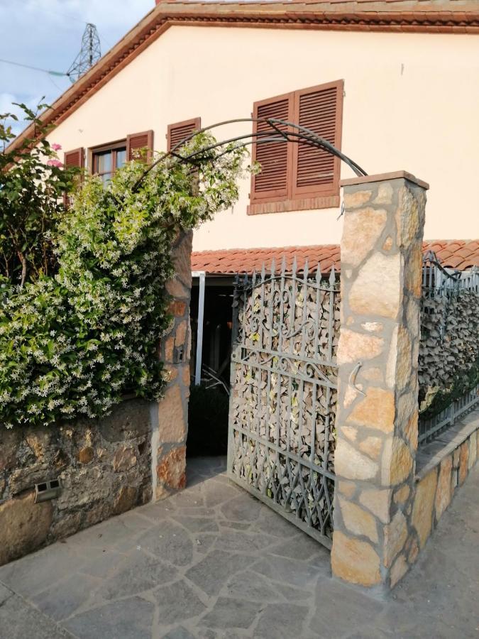 Casa In Collina "La Farfalla" Riparbella Kültér fotó