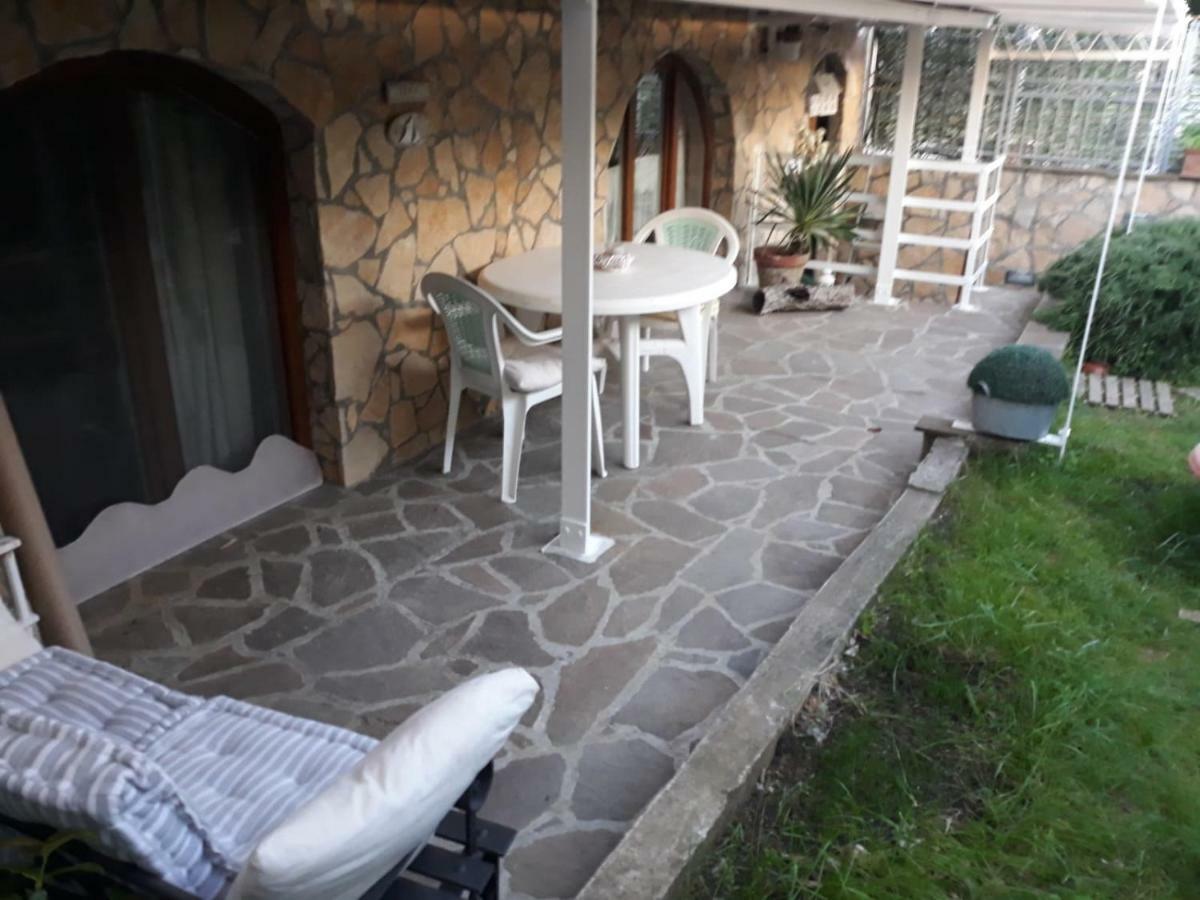 Casa In Collina "La Farfalla" Riparbella Kültér fotó